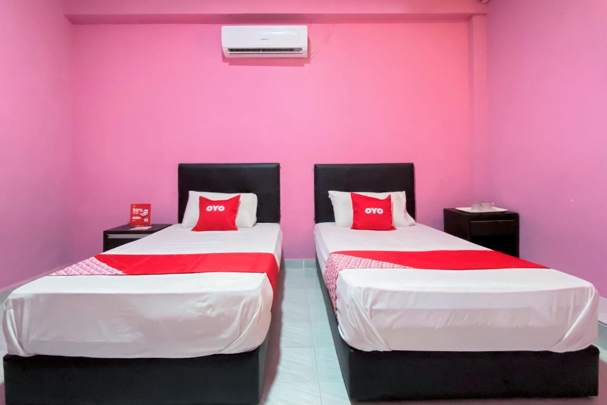 Coop Hotel Kangar Exterior foto