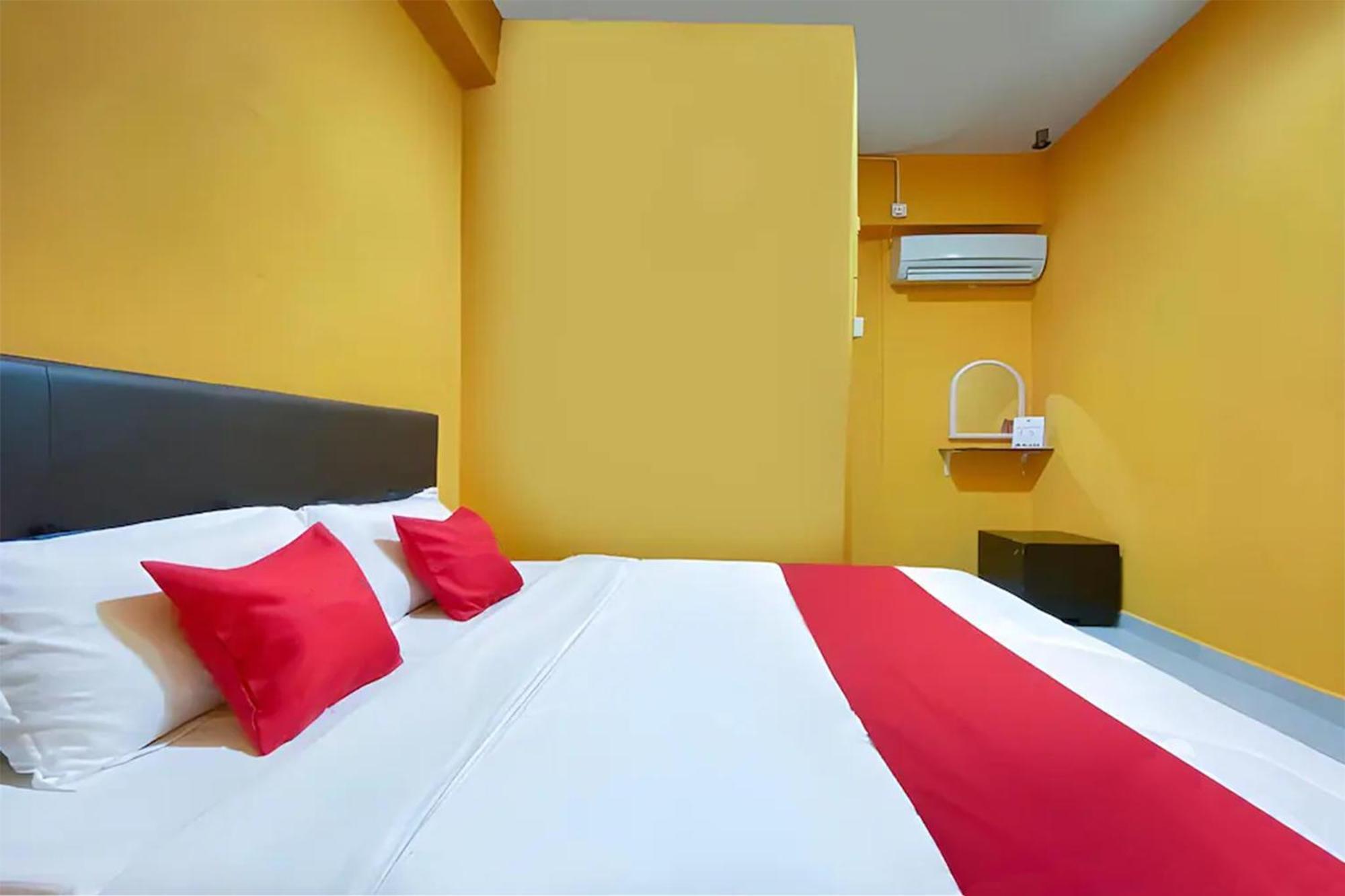Coop Hotel Kangar Exterior foto