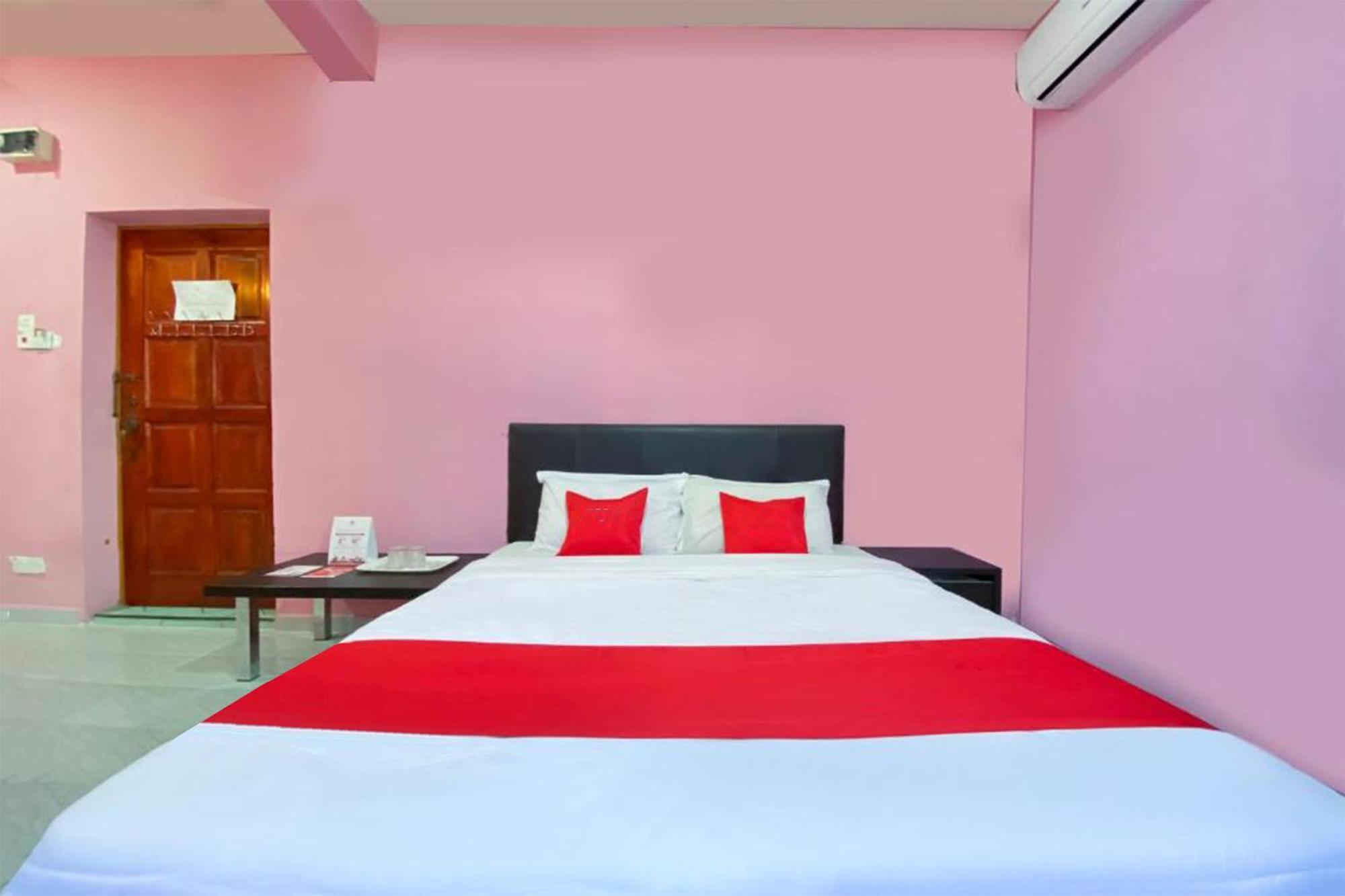 Coop Hotel Kangar Exterior foto